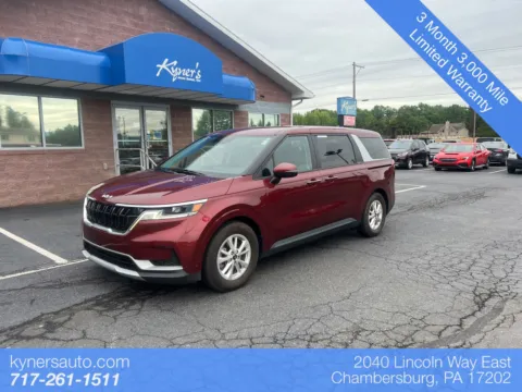 Red 2022 Kia Carnival LXS for sale in Chambersburg, PA