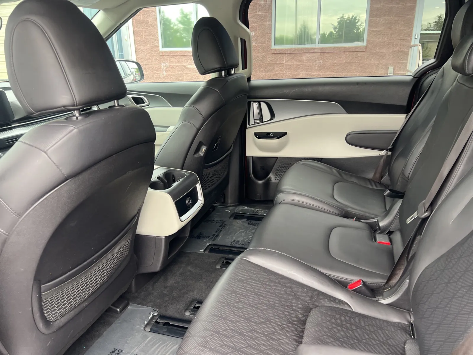 2022 Kia Carnival LXS — photo 23
