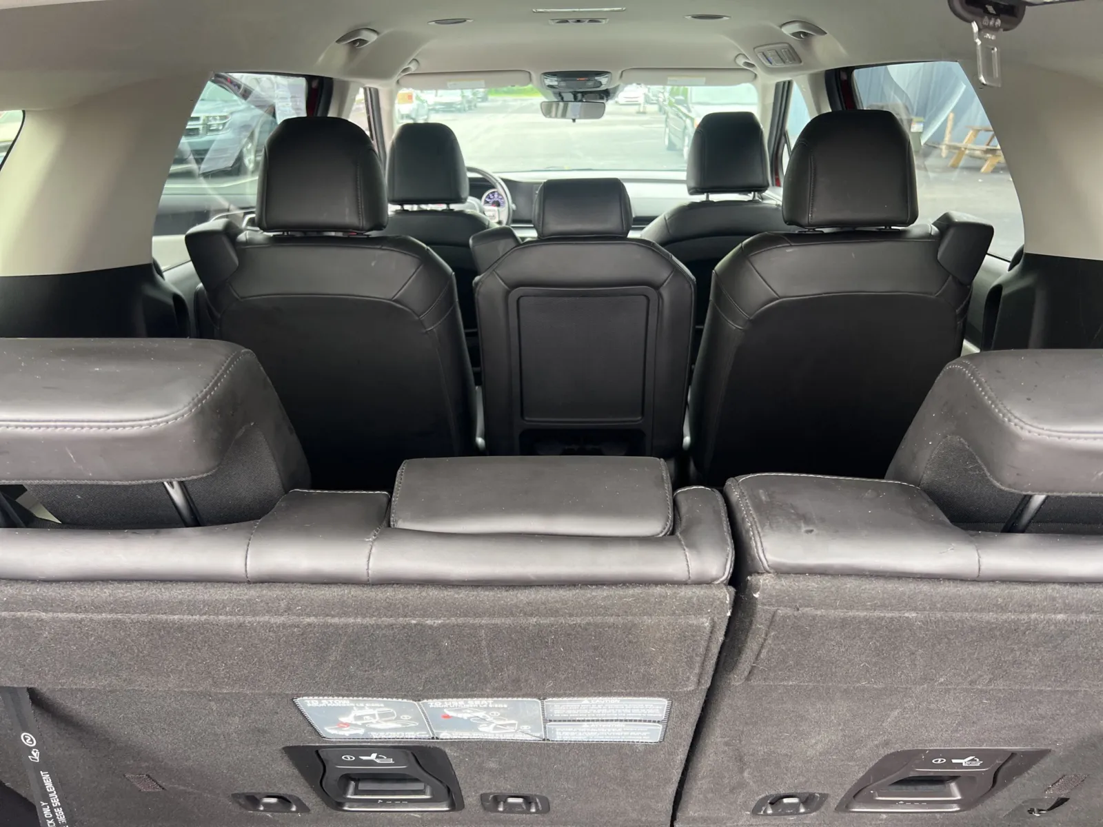 2022 Kia Carnival LXS — photo 29