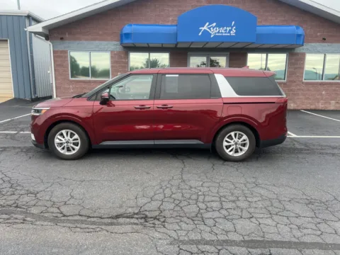 Another view of 2022 Kia Carnival LXS for sale in Chambersburg, PA at Kyner's Auto Sales, Inc.