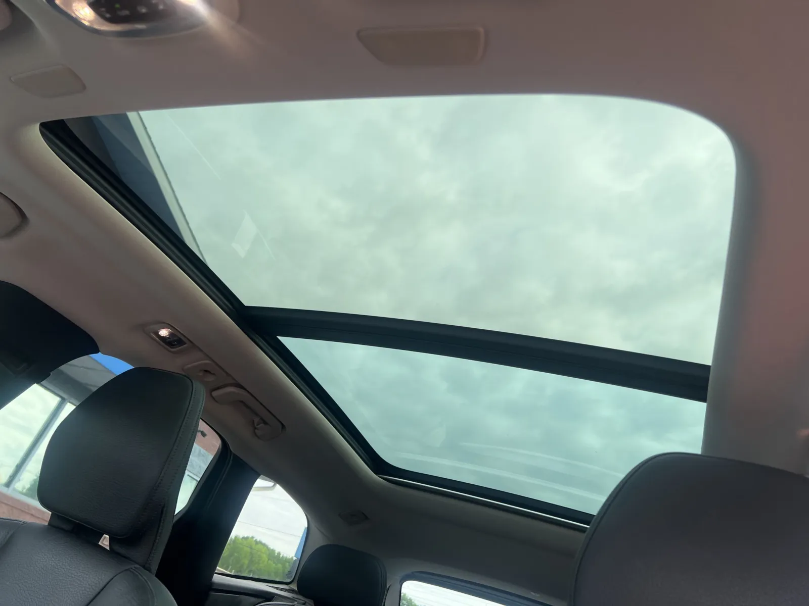 2020 Volvo XC60 T6 Momentum — photo 17