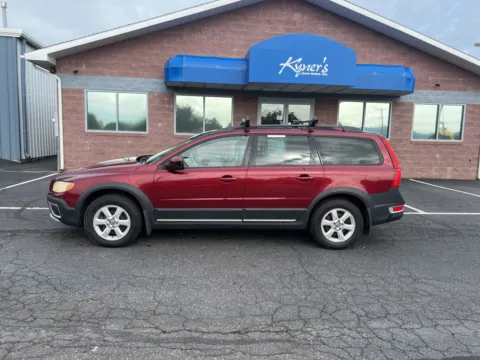 Photos of 2008 Volvo XC70 3.2 for sale in Chambersburg, PA at Kyner's Auto Sales, Inc.