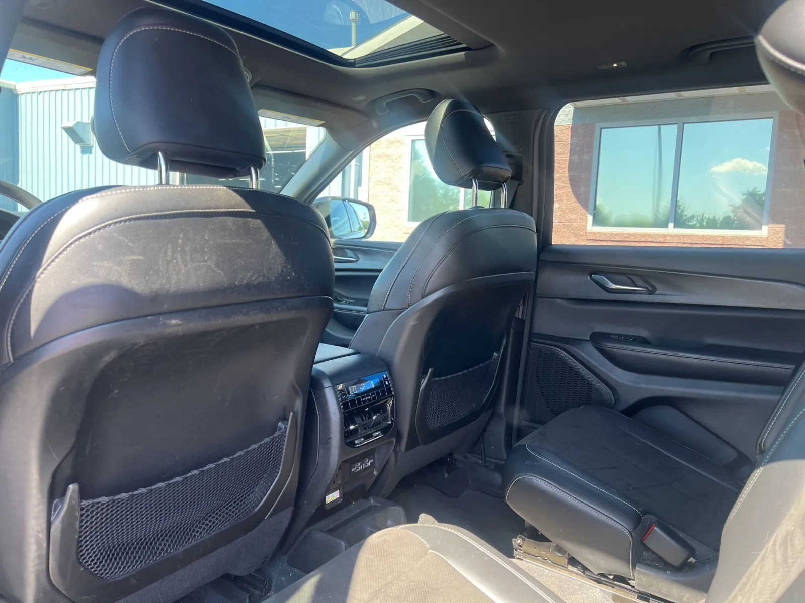 2023 Jeep Grand Cherokee L Altitude — photo 22