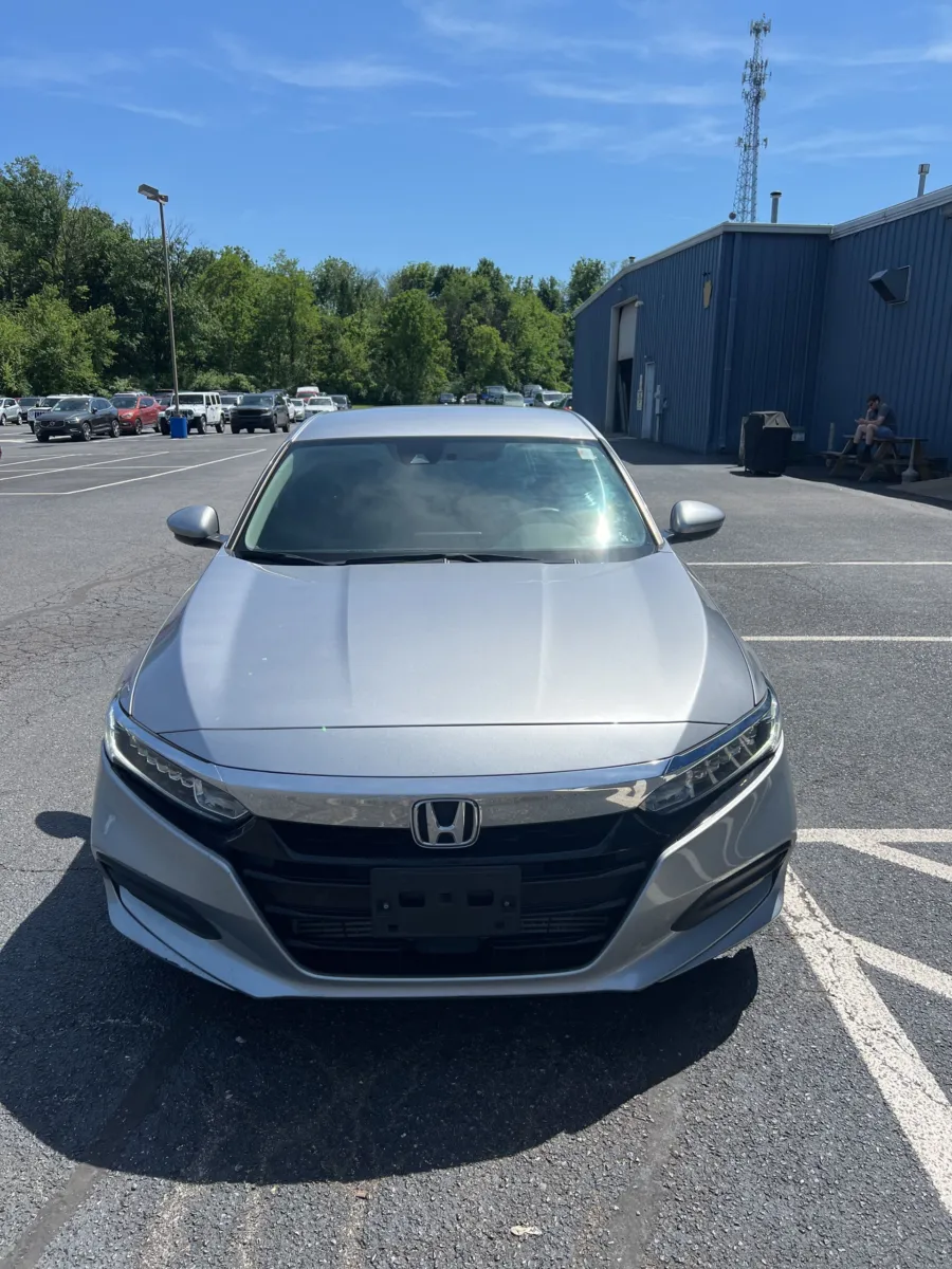 2020 Honda Accord LX — photo 5