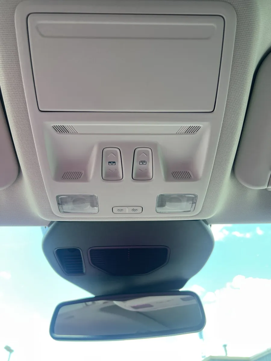 2022 Ford Escape Titanium — photo 17