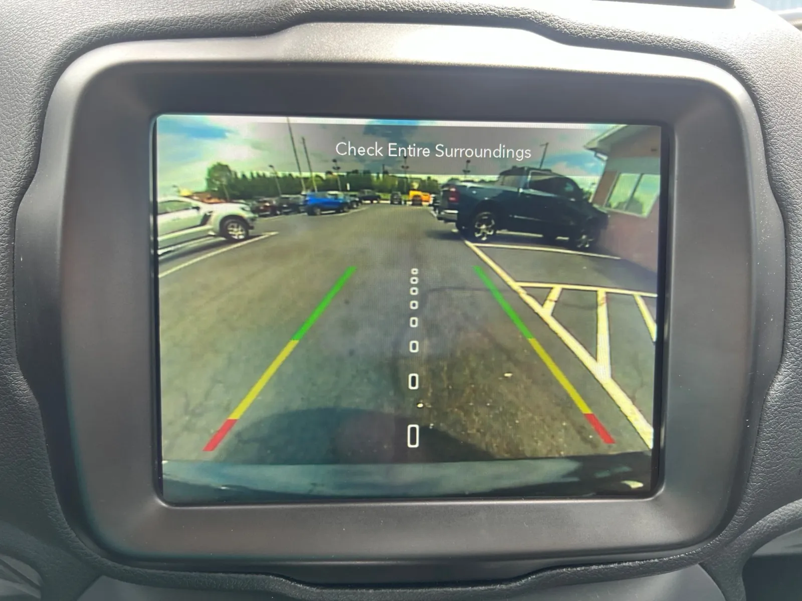 2022 Jeep Renegade Latitude — photo 15