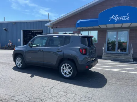 More photos of 2022 Jeep Renegade Latitude at Kyner's Auto Sales, Inc., PA