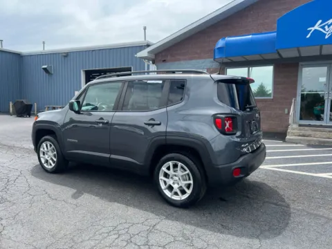 More photos of 2022 Jeep Renegade Latitude at Kyner's Auto Sales, Inc., PA