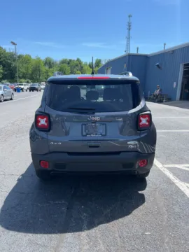More photos of 2022 Jeep Renegade Latitude at Kyner's Auto Sales, Inc., PA