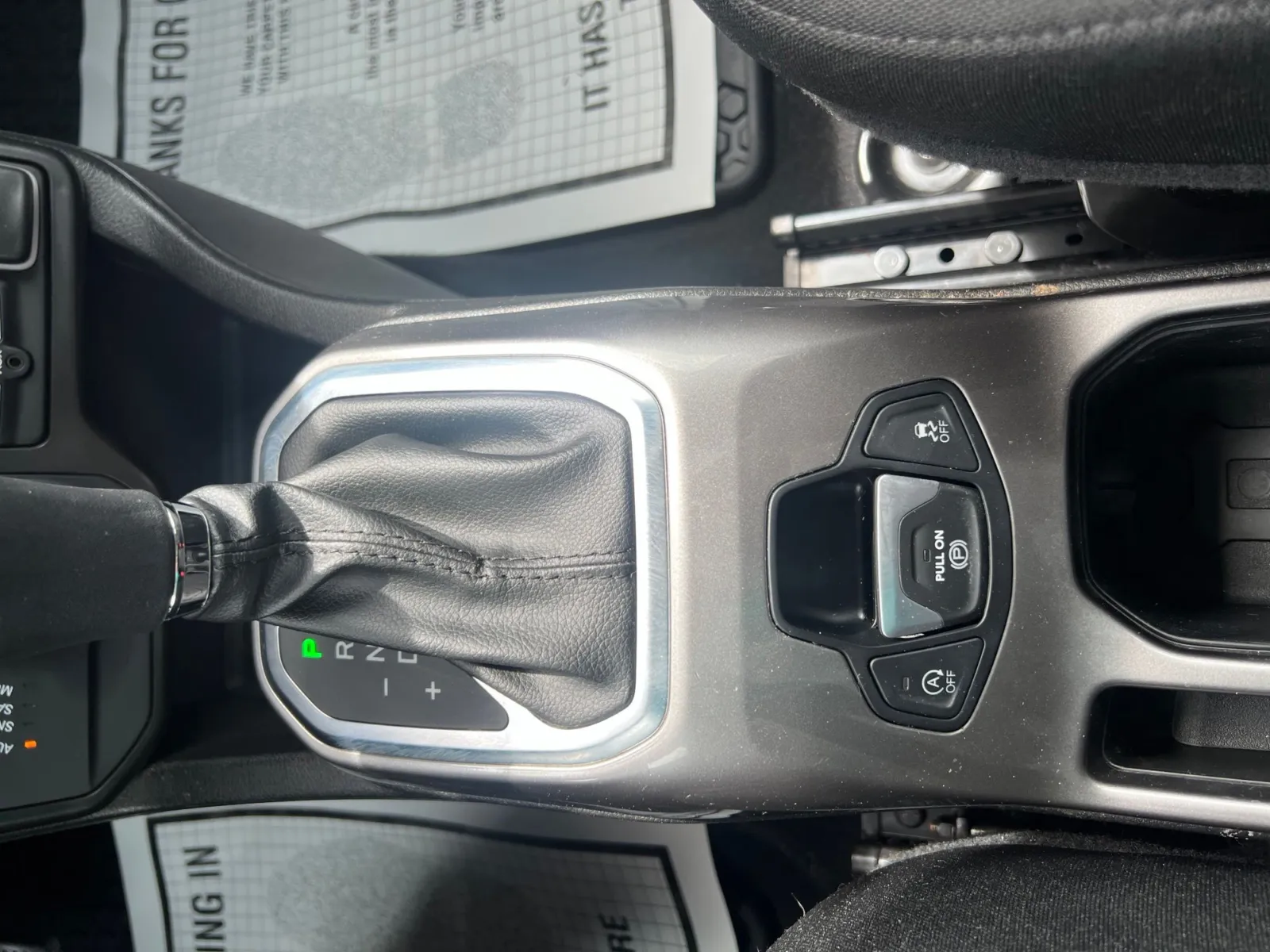 2022 Jeep Renegade Latitude — photo 17