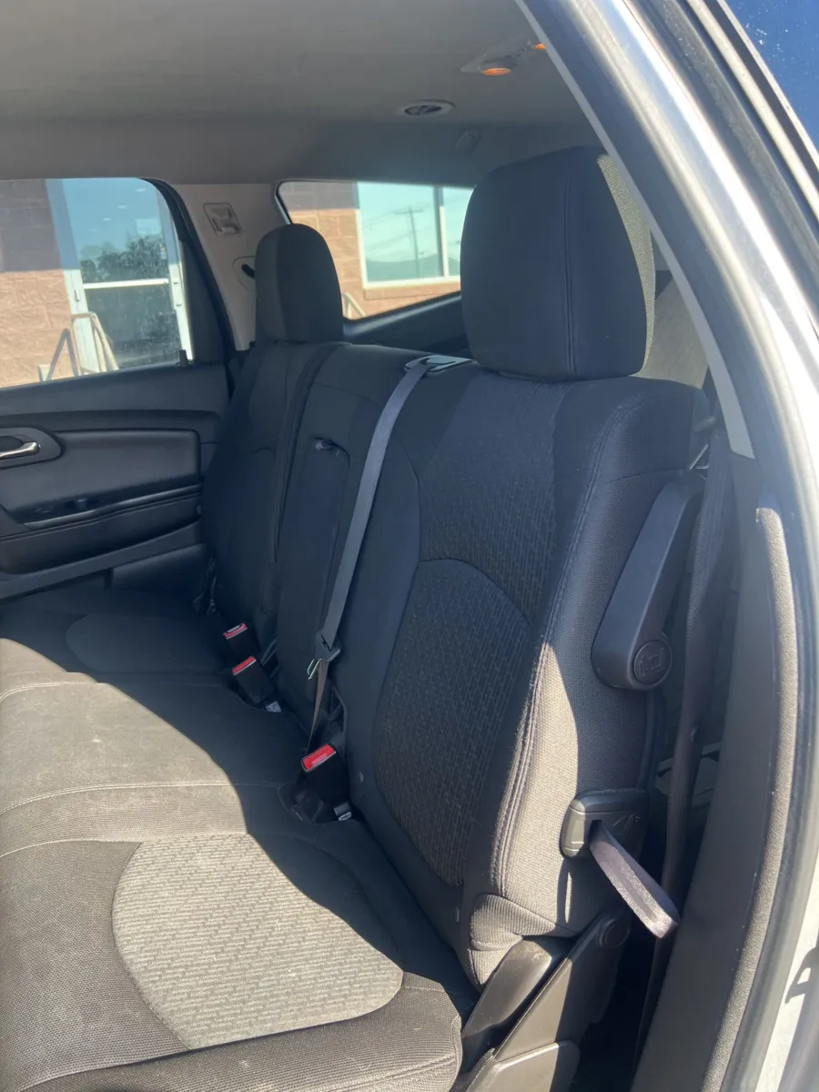 2012 Chevrolet Traverse LT — photo 18
