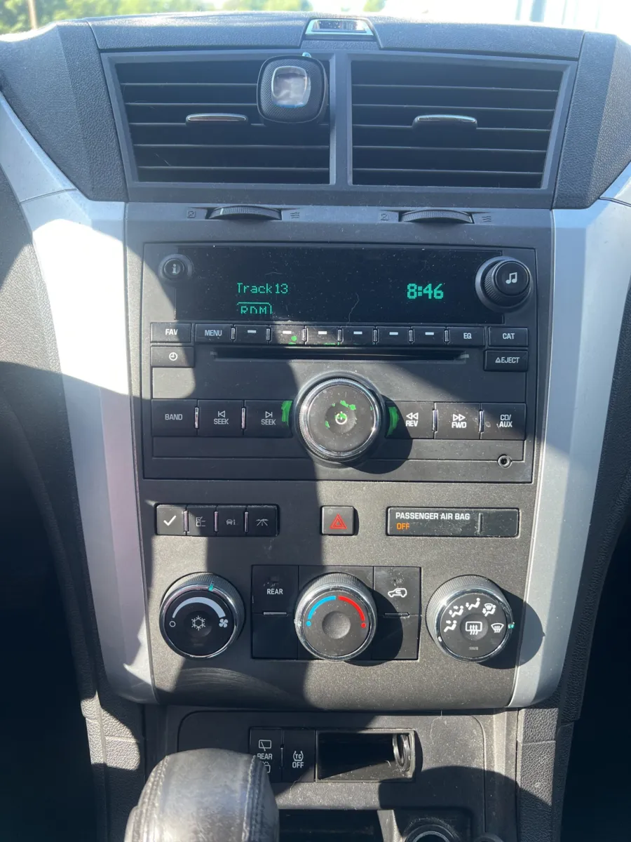 2012 Chevrolet Traverse LT — photo 13