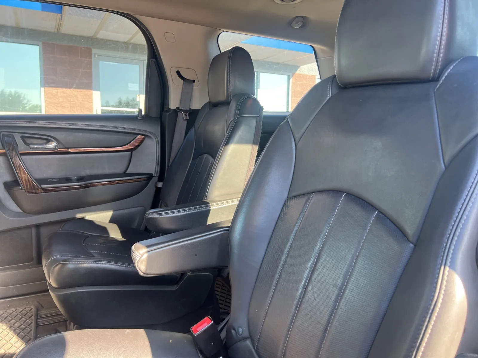 2013 GMC Acadia Denali — photo 21