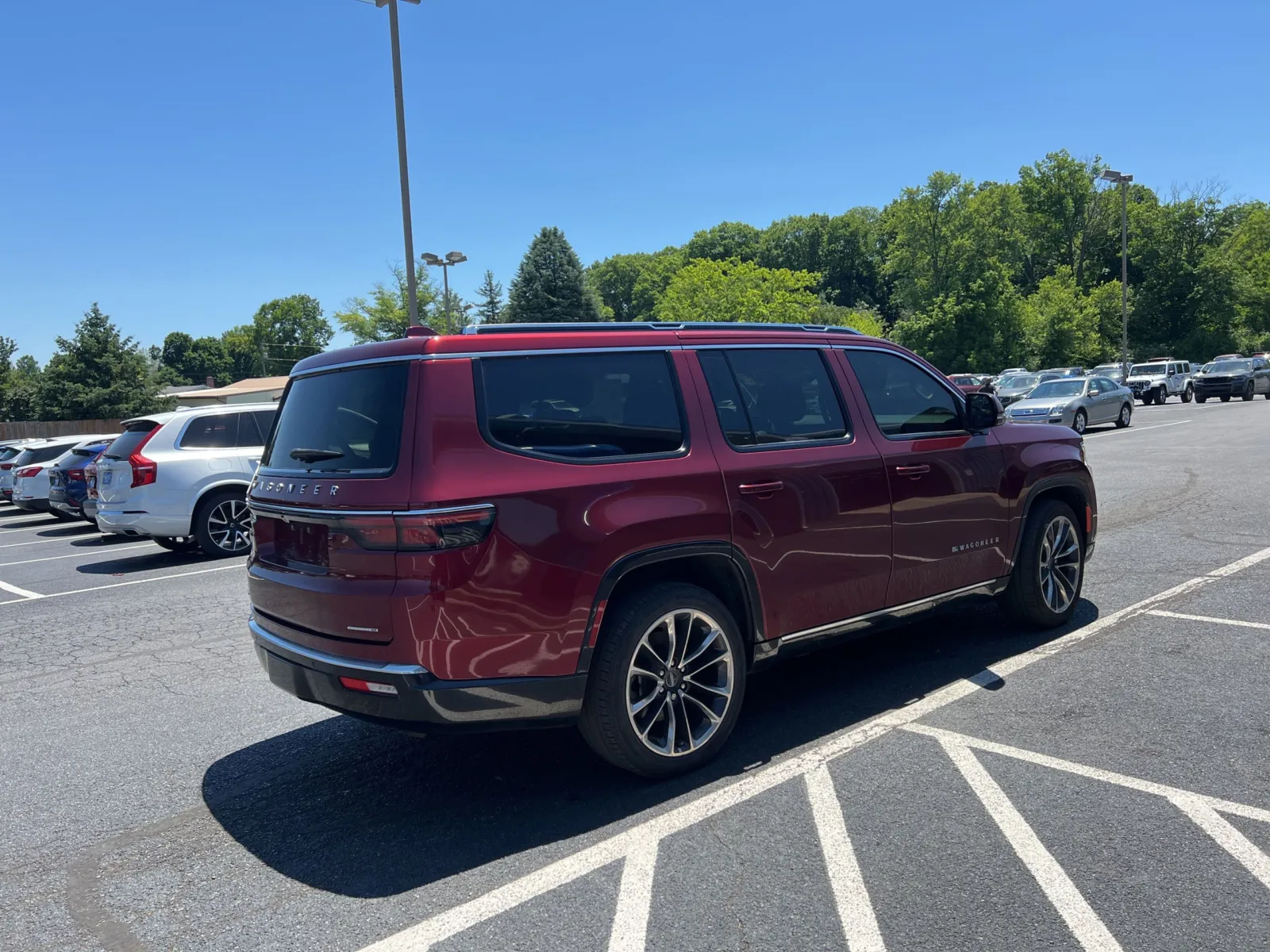 2022 Jeep Wagoneer Series III — photo 6