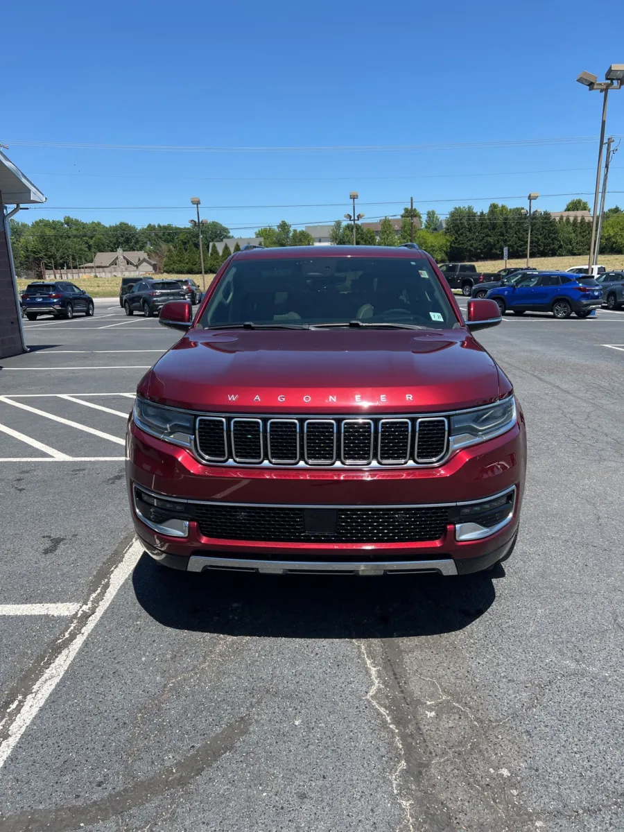 2022 Jeep Wagoneer Series III — photo 9