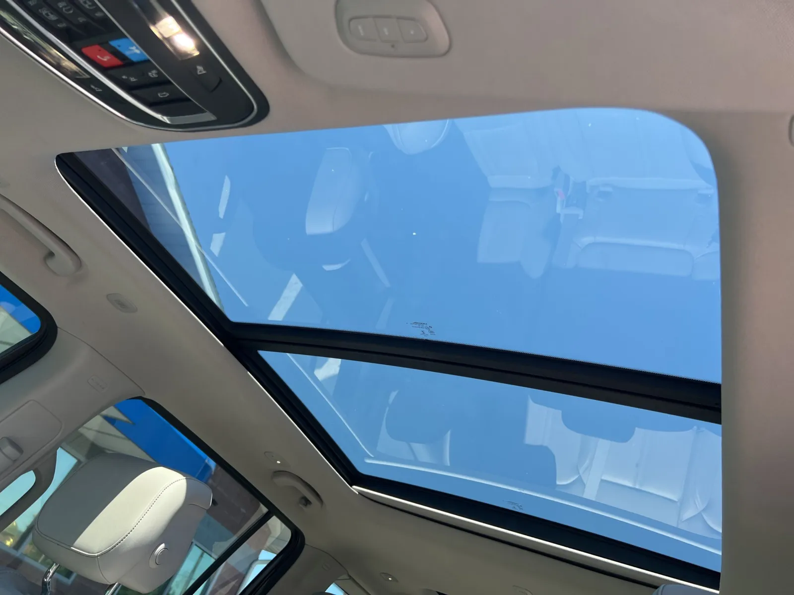 2022 Jeep Wagoneer Series III — photo 20