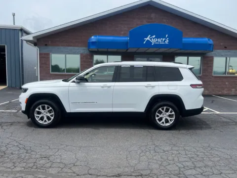 Another view of 2022 Jeep Grand Cherokee L Limited for sale in Chambersburg, PA at Kyner's Auto Sales, Inc.