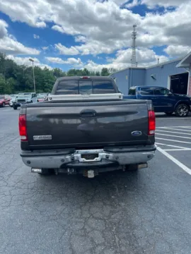 More photos of 2005 Ford F-250SD Lariat at Kyner's Auto Sales, Inc., PA