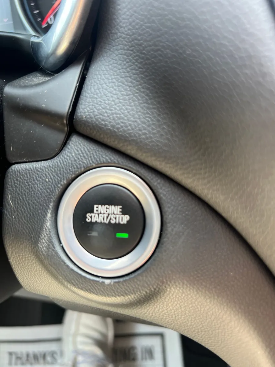 2019 Chevrolet Equinox LT — photo 20