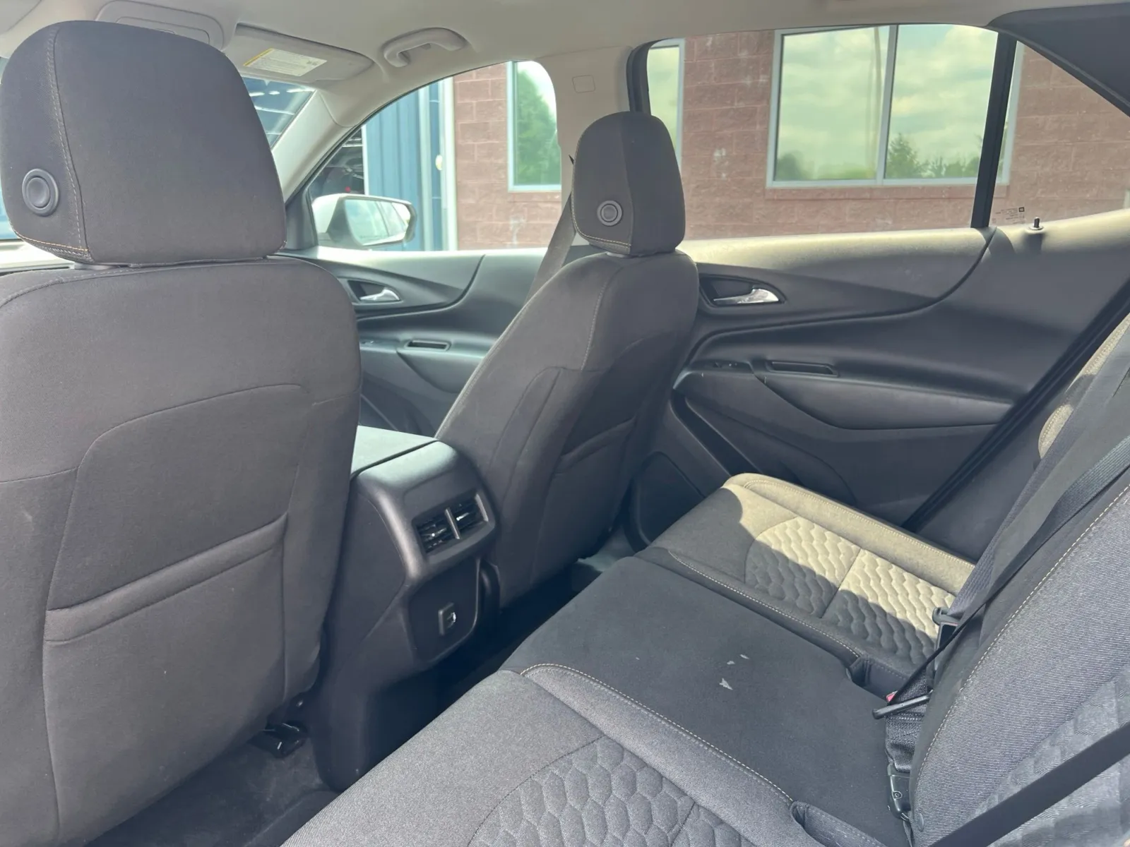 2019 Chevrolet Equinox LT — photo 24