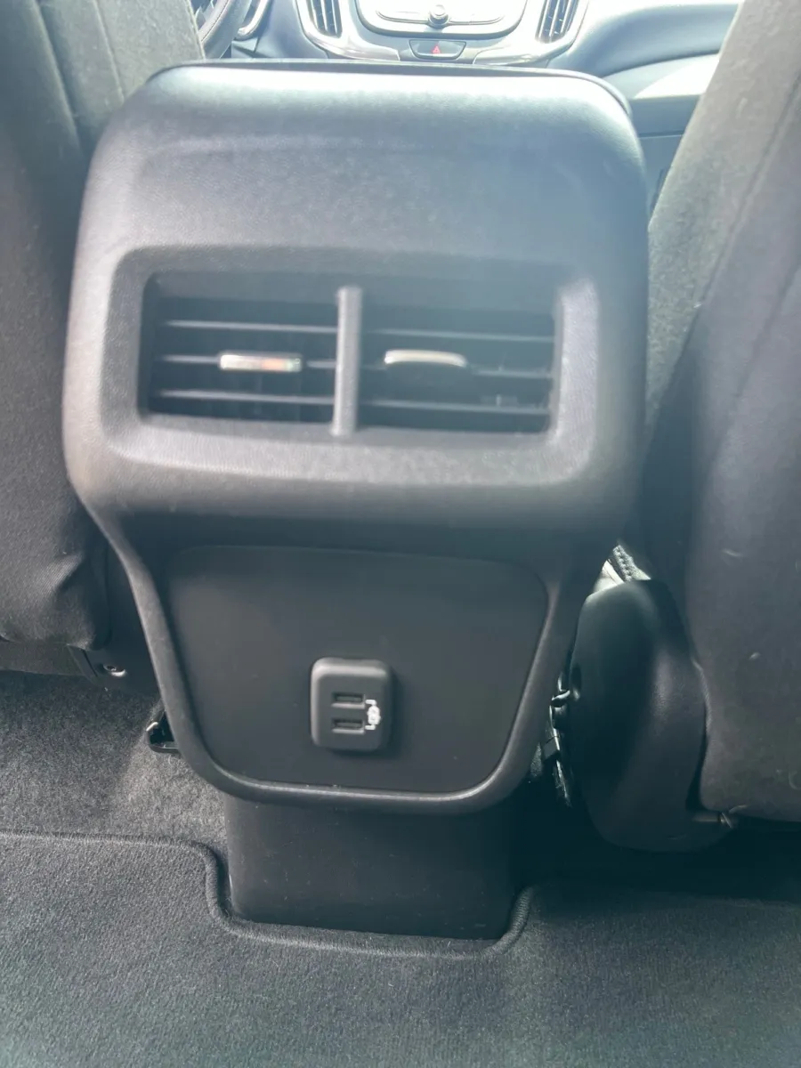 2019 Chevrolet Equinox LT — photo 26