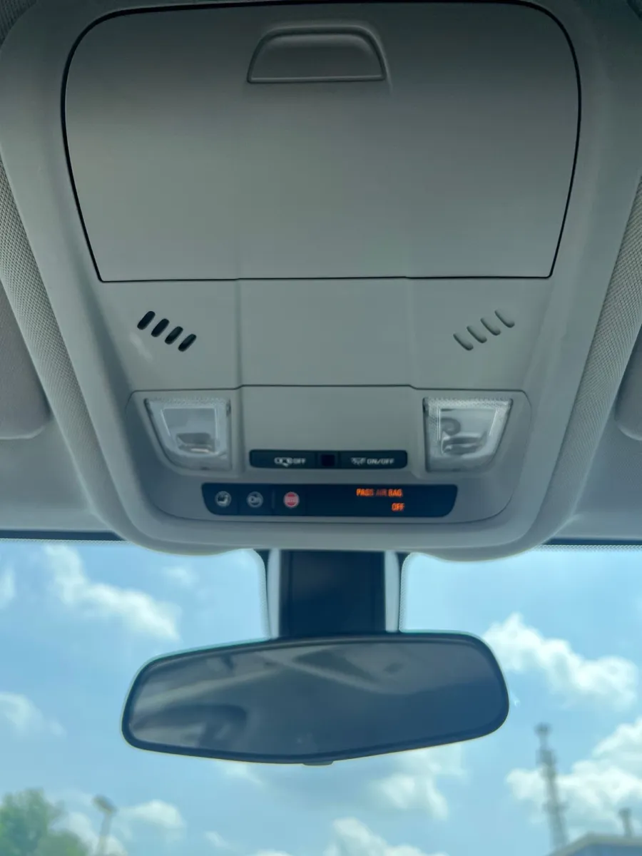 2019 Chevrolet Equinox LT — photo 19