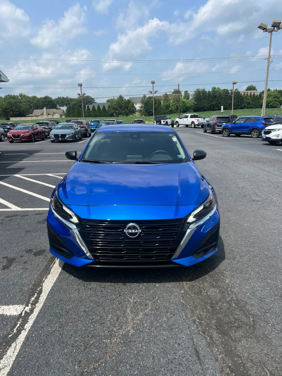 2025 Nissan Altima 2.5 SV — photo 9