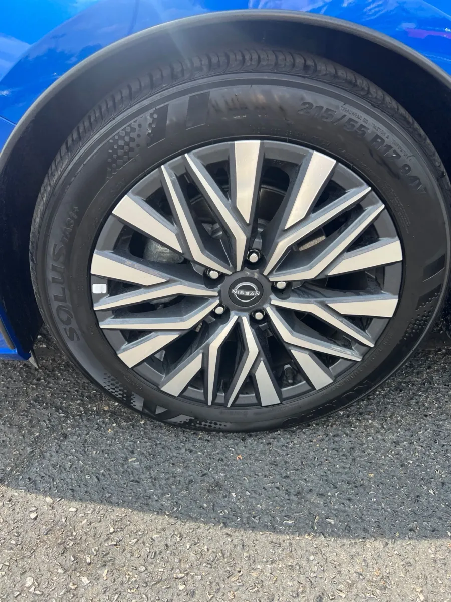 2025 Nissan Altima 2.5 SV — photo 10