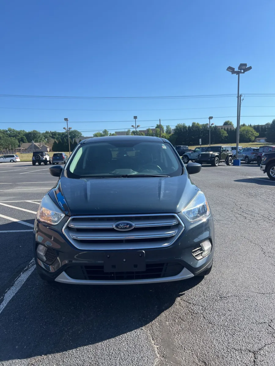 2019 Ford Escape SE — photo 9