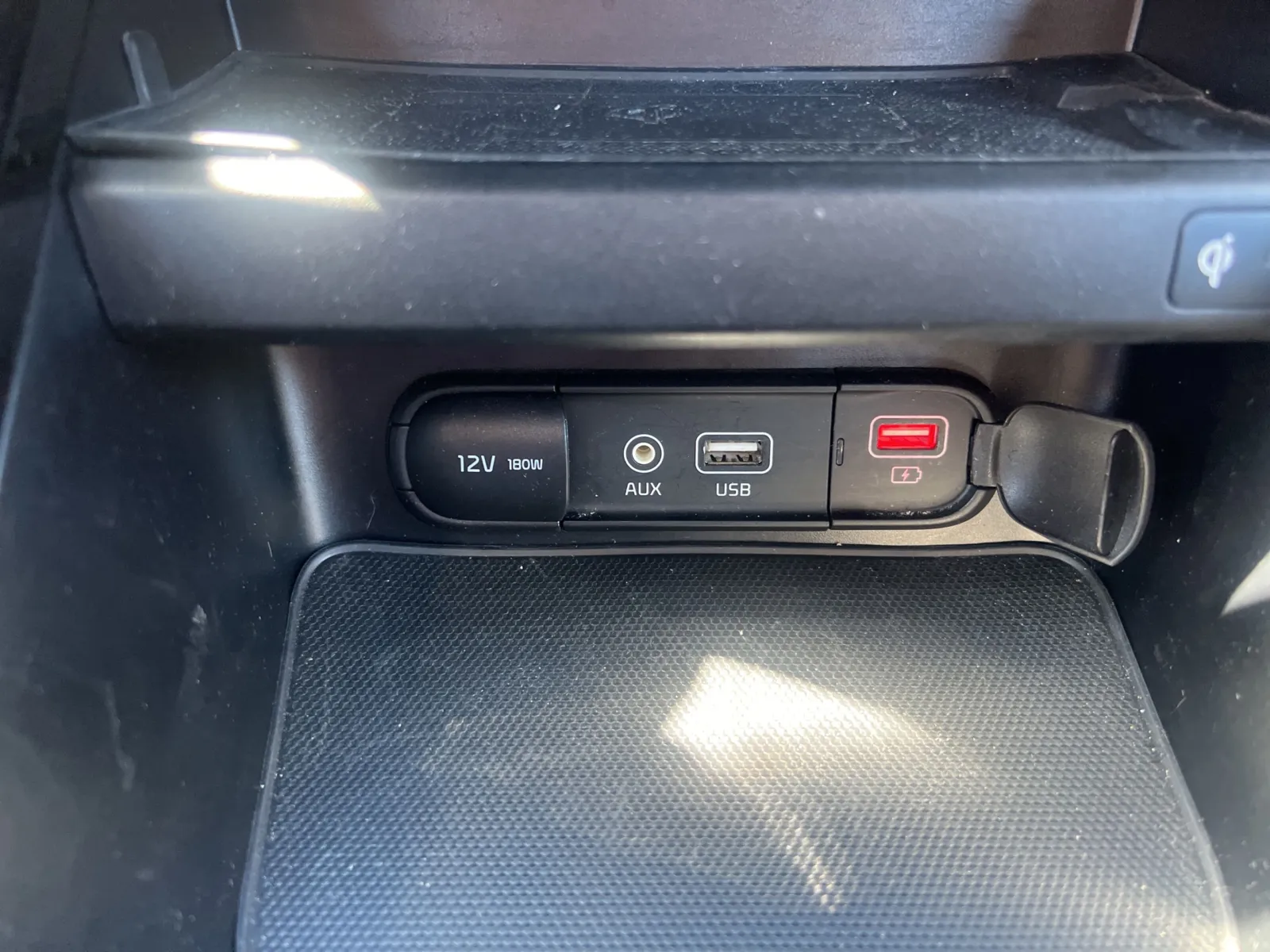2020 Kia Forte GT — photo 16