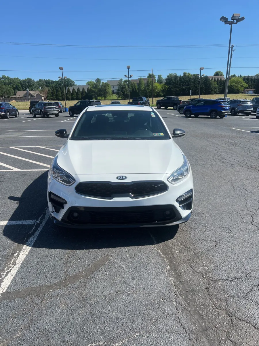 2020 Kia Forte GT — photo 9