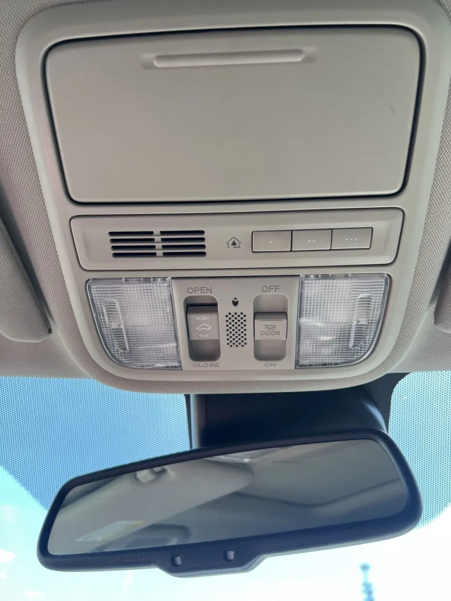 2015 Honda Odyssey EX-L — photo 18