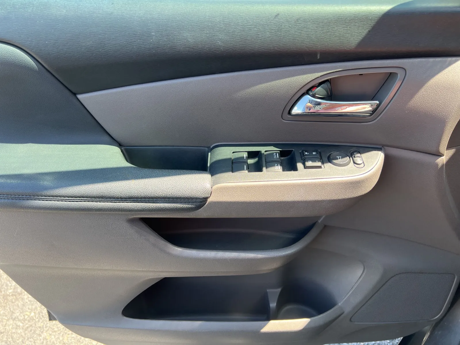 2015 Honda Odyssey EX-L — photo 20