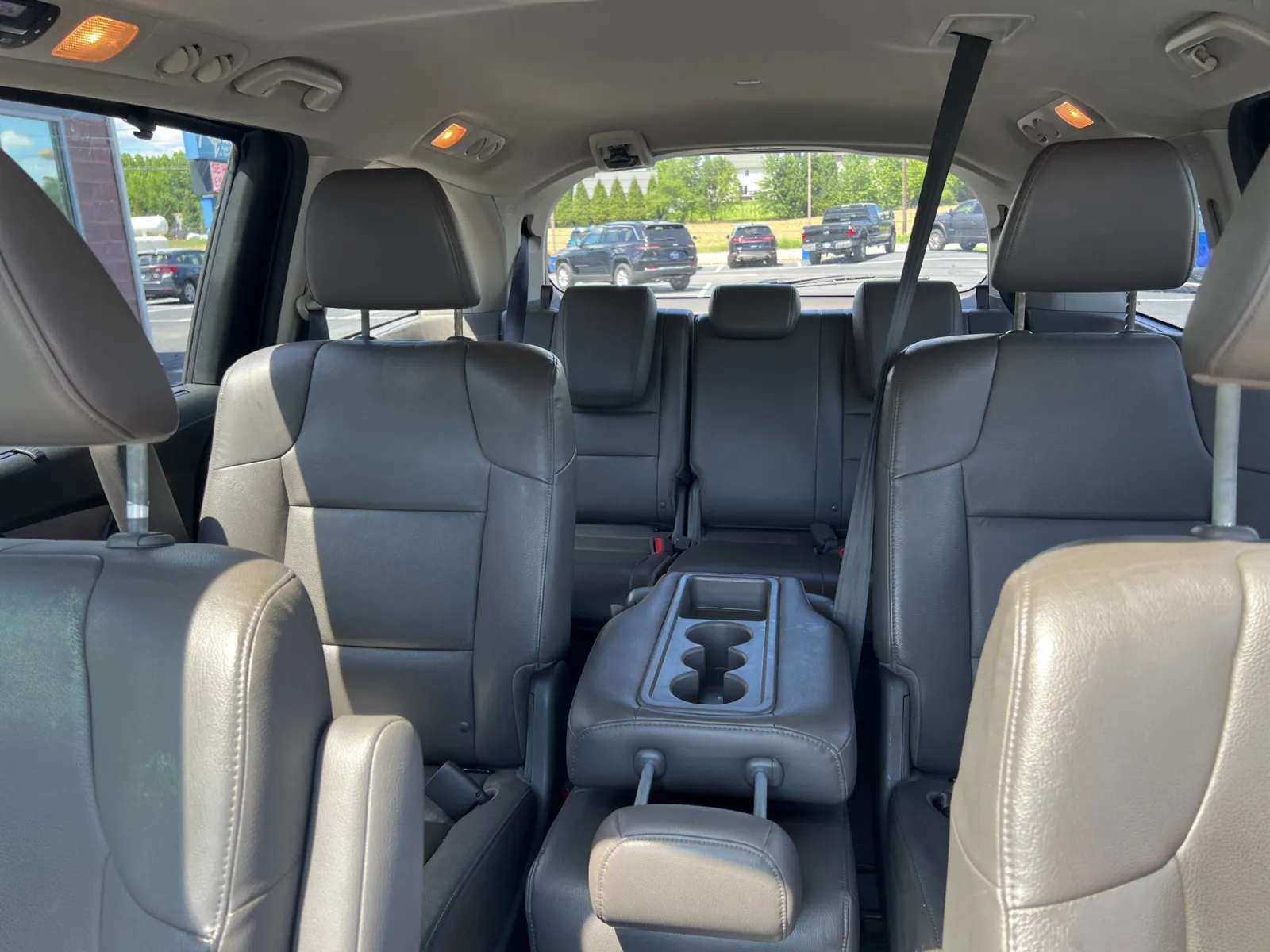 2015 Honda Odyssey EX-L — photo 22