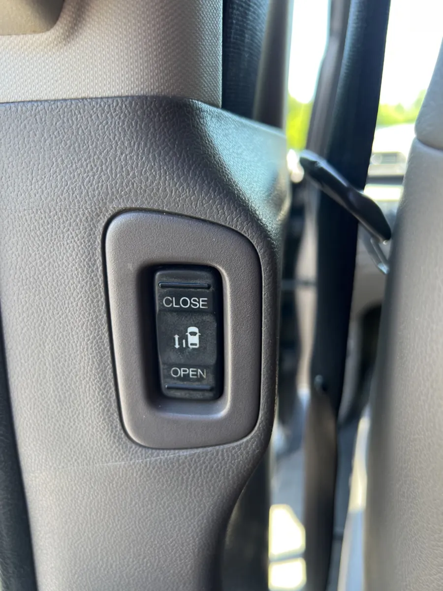 2015 Honda Odyssey EX-L — photo 27