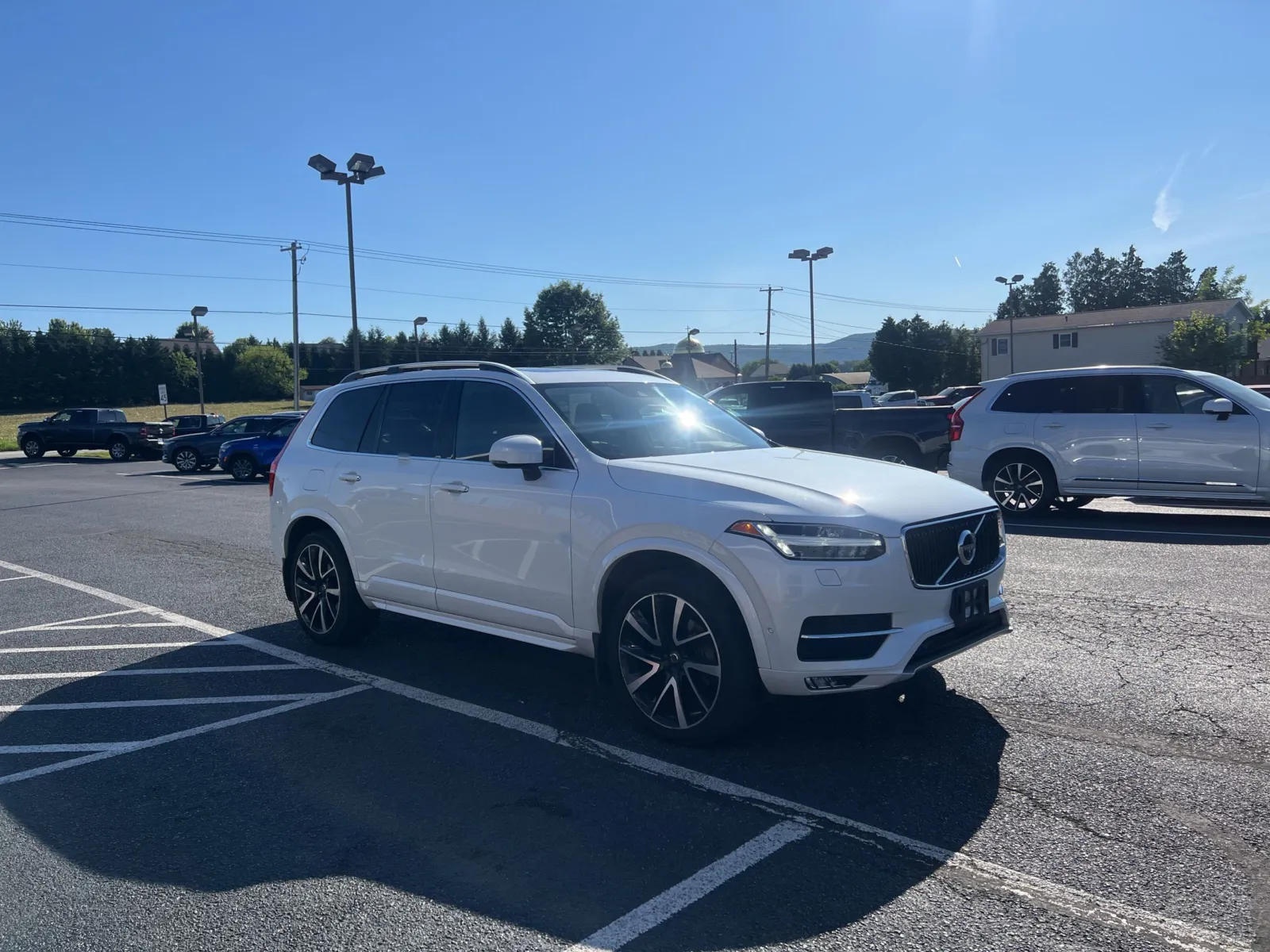 2018 Volvo XC90 T6 Momentum — photo 8