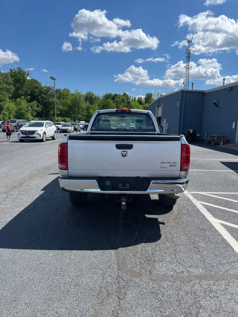 2006 Dodge Ram 1500 SLT — photo 5