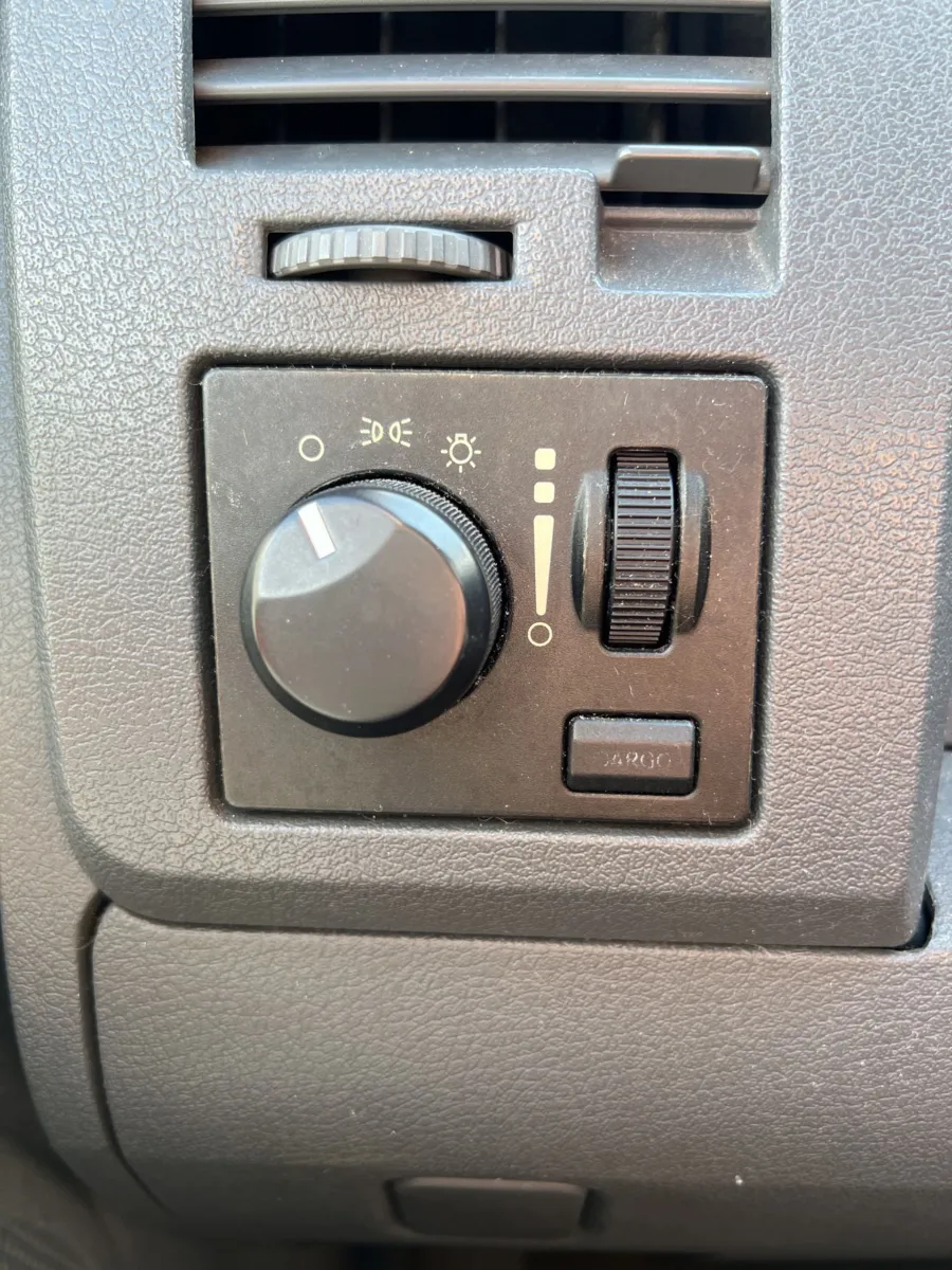 2006 Dodge Ram 1500 SLT — photo 14