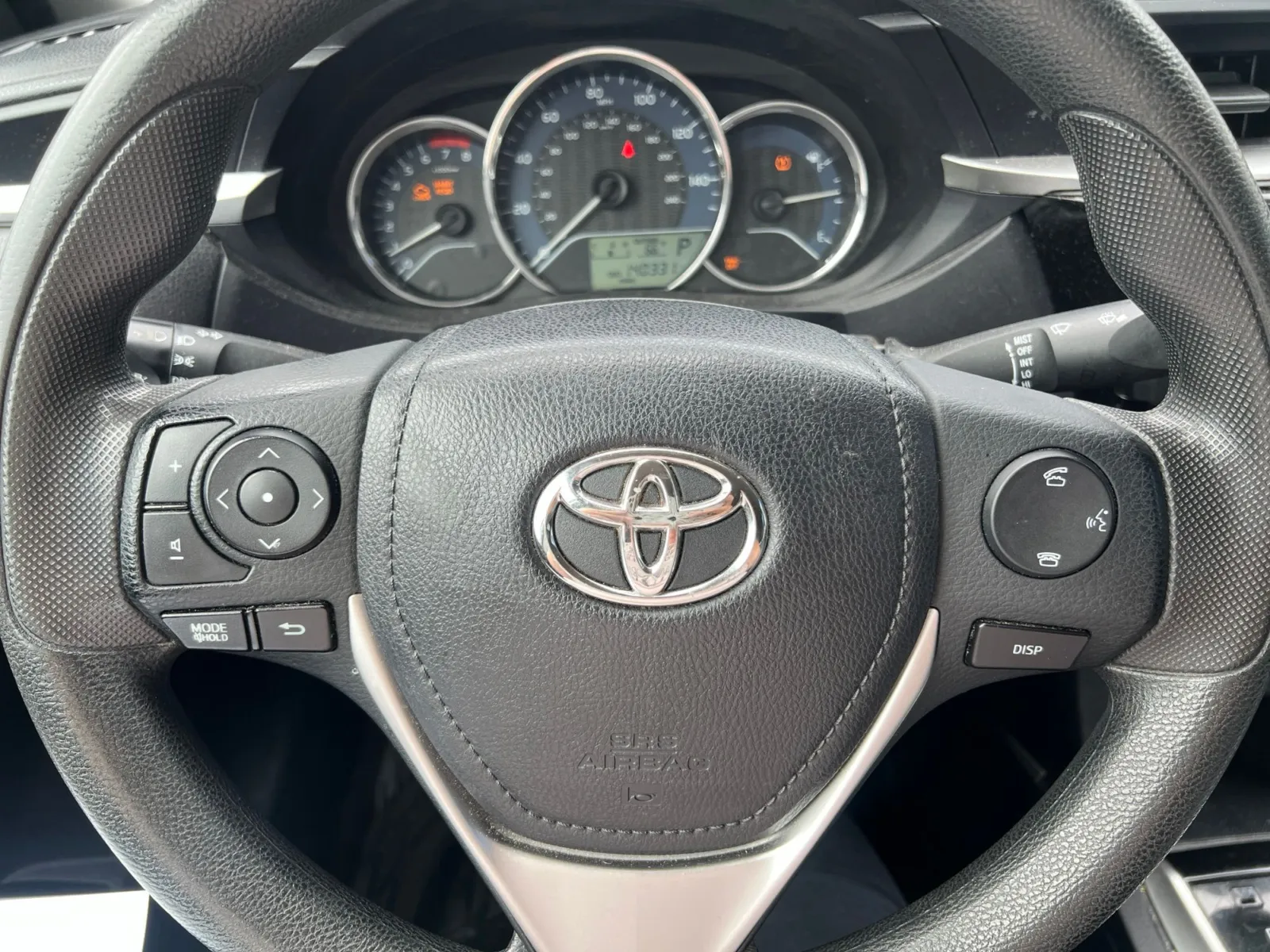 2016 Toyota Corolla L — photo 11