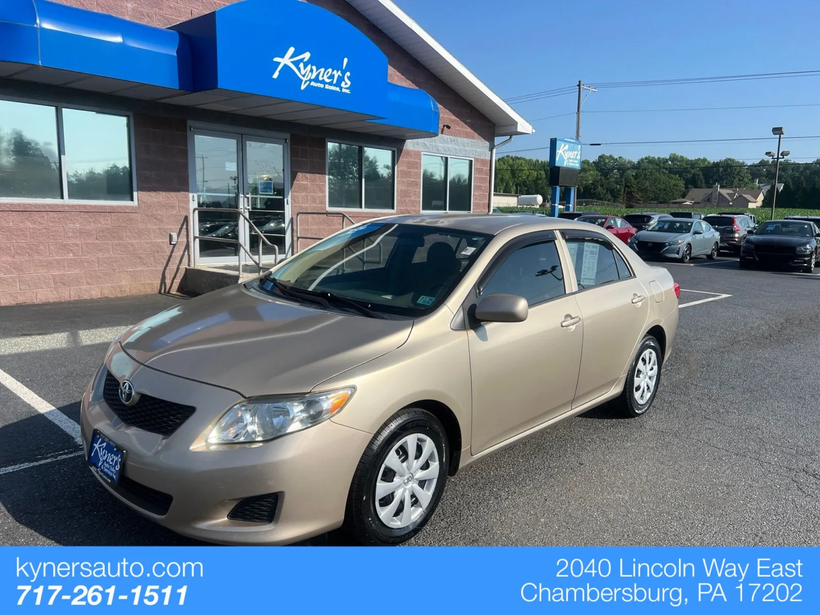 Tan 2010 Toyota Corolla LE for sale in Chambersburg, PA
