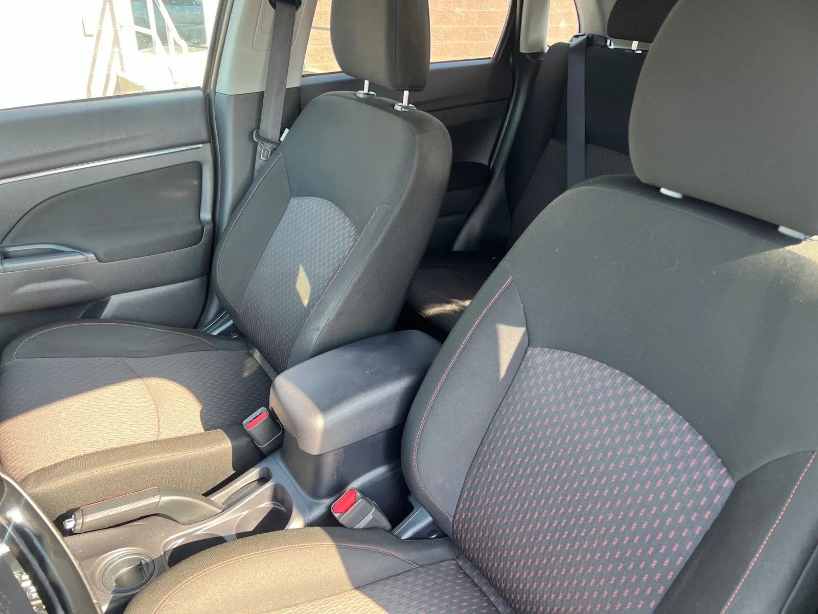 2017 Mitsubishi Outlander Sport 2.0 ES — photo 11