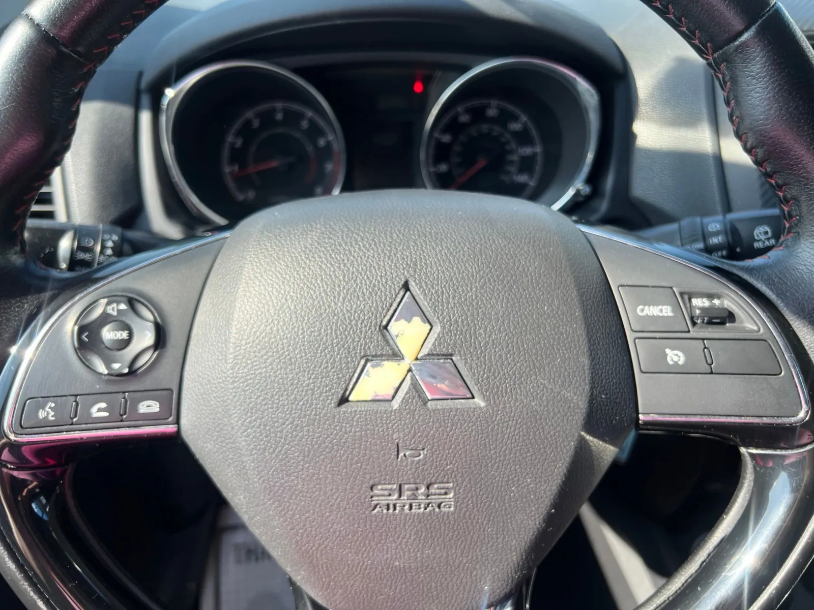 2017 Mitsubishi Outlander Sport 2.0 ES — photo 13