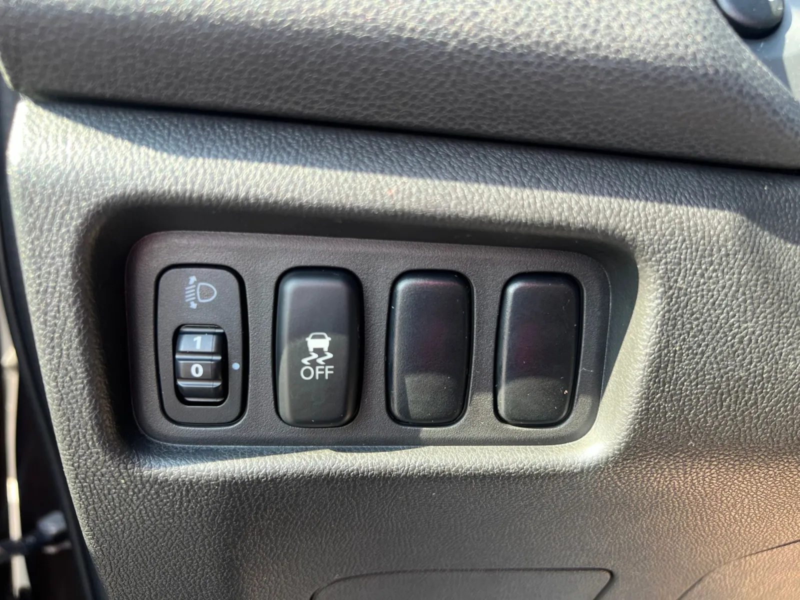 2017 Mitsubishi Outlander Sport 2.0 ES — photo 17