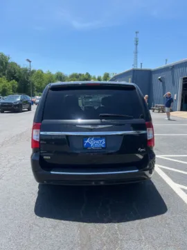 More photos of 2016 Chrysler Town & Country Touring at Kyner's Auto Sales, Inc., PA