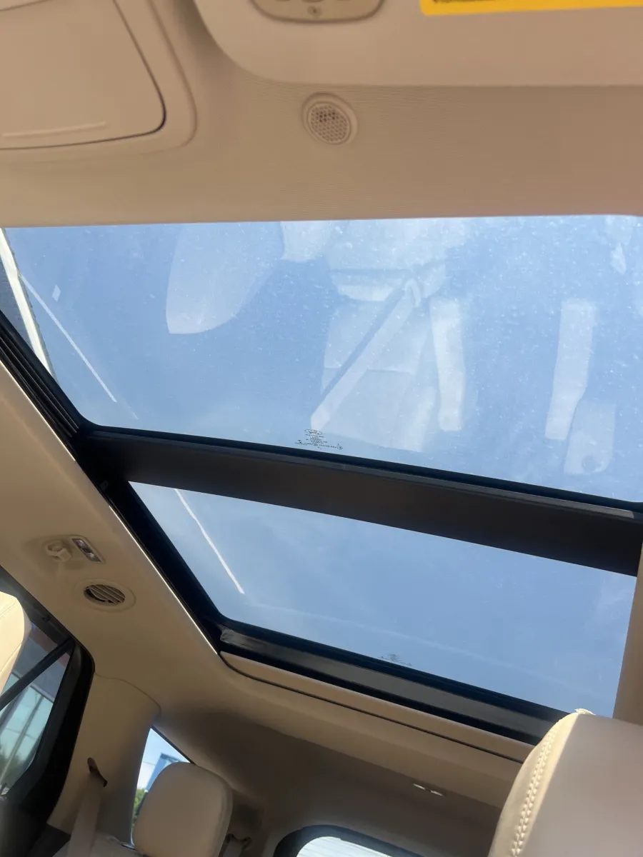 2020 Ford Explorer Platinum — photo 22