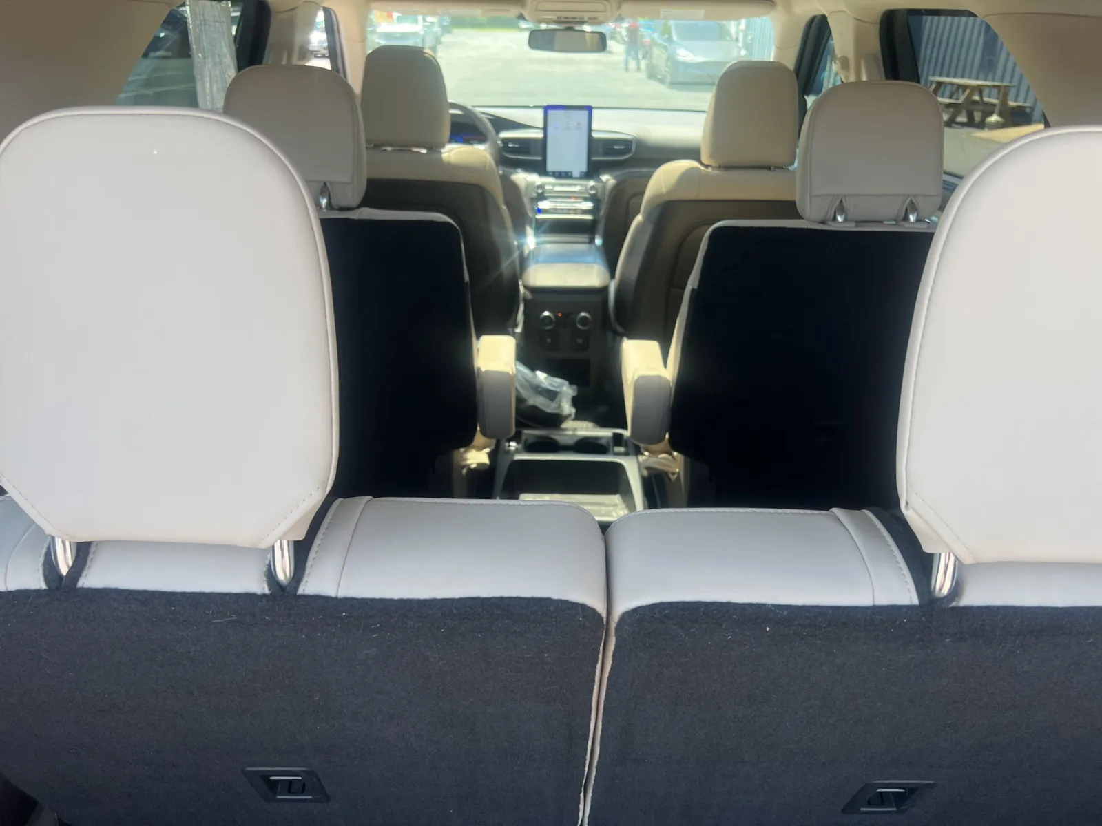 2020 Ford Explorer Platinum — photo 29