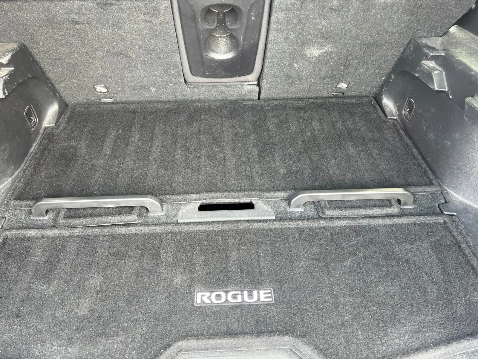 2014 Nissan Rogue SV — photo 23