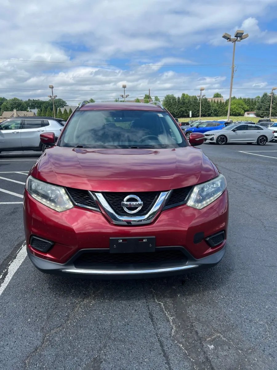 2014 Nissan Rogue SV — photo 9