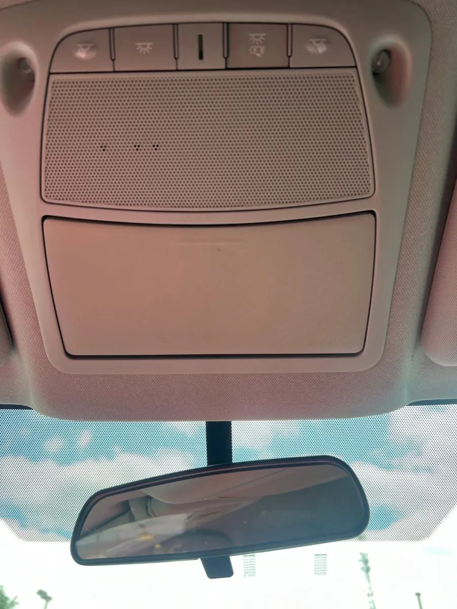 2014 Nissan Rogue SV — photo 17