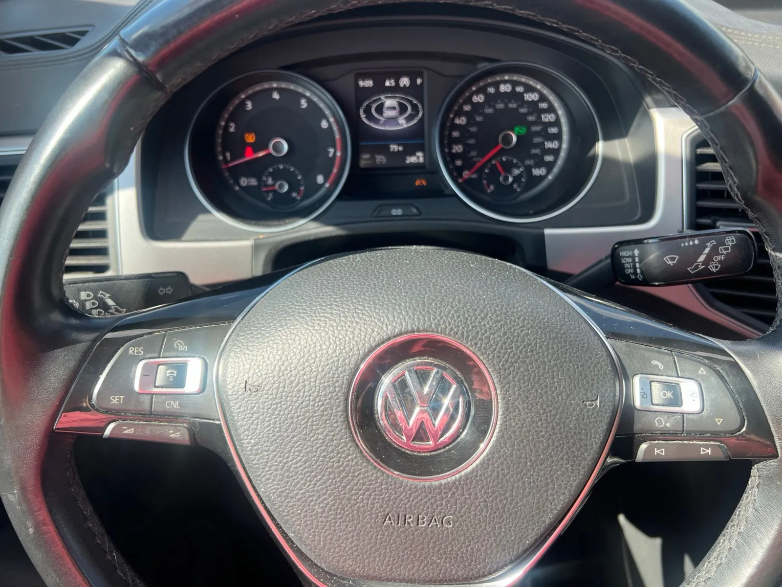 2018 Volkswagen Atlas 3.6L V6 SE — photo 13